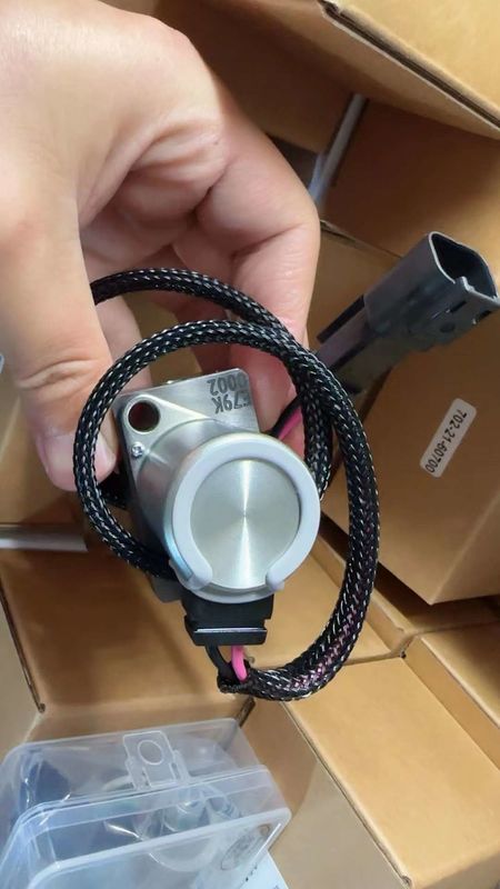 065726 Parti idrauliche per escavatori Valvola pilota Pompa idraulica Valvola solenoide Per PC200-7