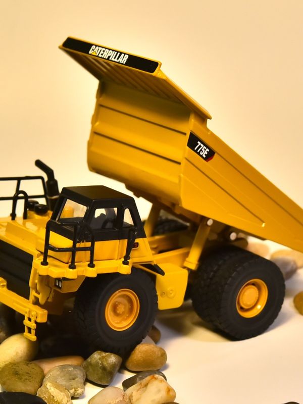 NORSCOT CAT775E Dump Truck 1/64 Scale Alloy Diecast Modello di veicolo Decorazione da collezione