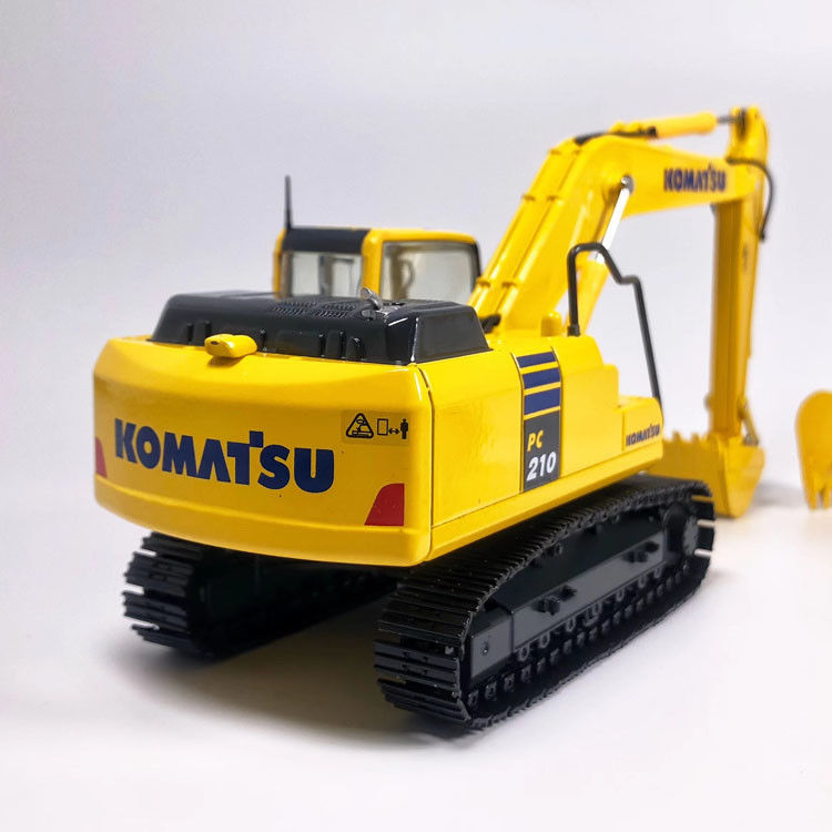 Komatsu PC200 PC210 1/50 Scale Metal Die Cast Excavator Modello Decorazione da collezione
