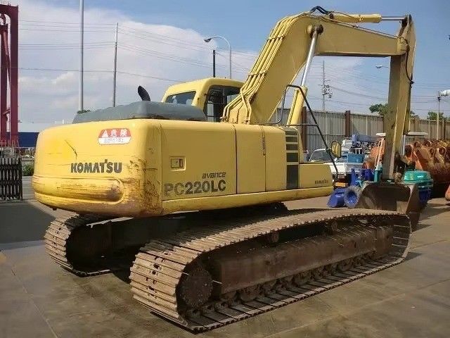 Escavatore Komatsu PC200-6 usato con motore Cummins rinnovato per l'estrazione mineraria