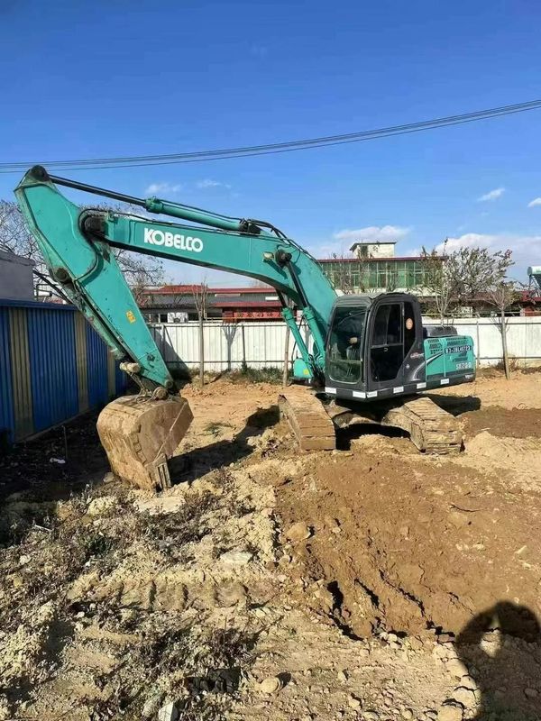 Escavatore idraulico da striscio Kobelco SK200-8 in vendita - affidabile ed efficiente