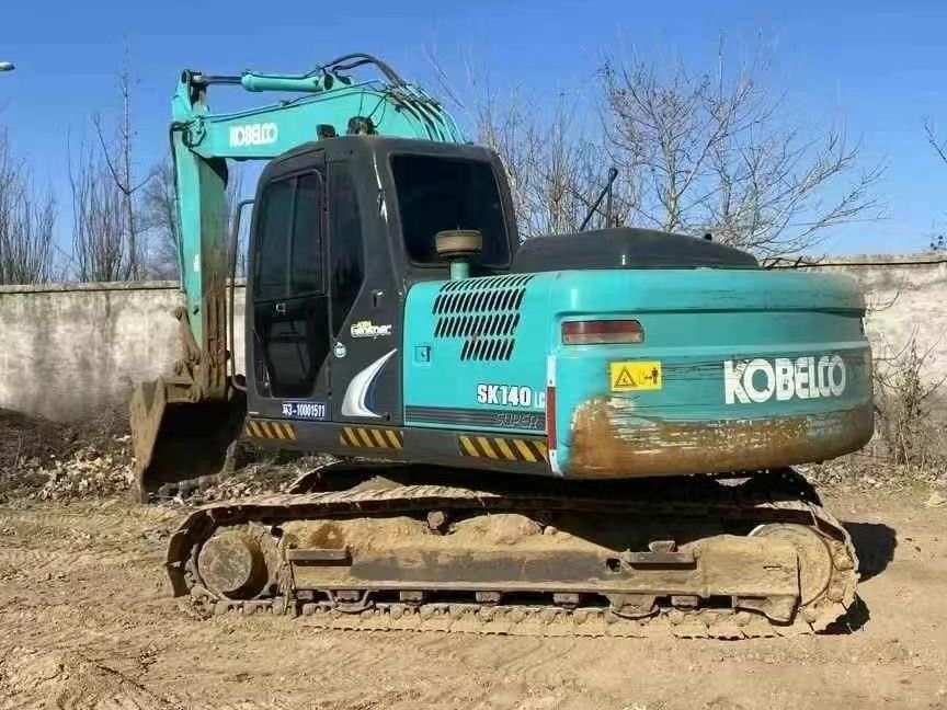 Escavatore idraulico 2018 Kobelco SK140-8 con 5000 ore di funzionamento pronto a funzionare