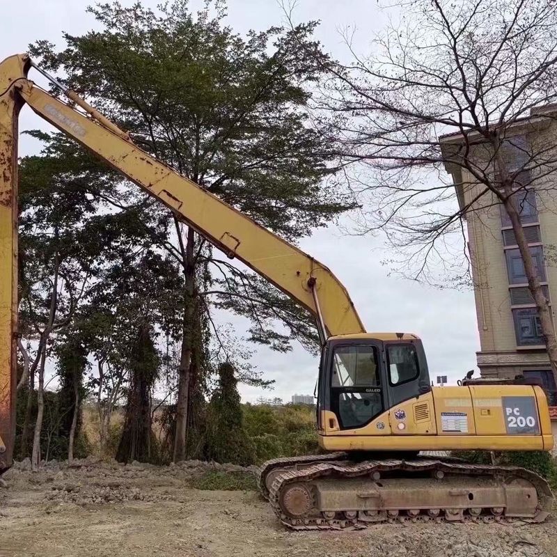 Potente escavatore Komatsu PC200-7 con braccio a lunga portata di 18 metri per costruzioni pesanti