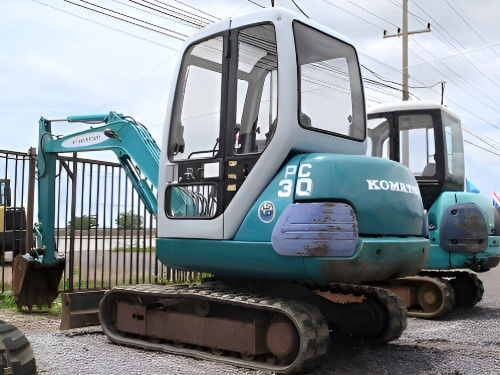 Miniescavatore Komatsu PC30-7 ben mantenuto e usato certificato ISO per la costruzione e l'ammodernamento paesaggistico