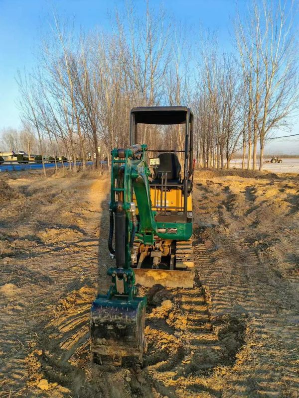 Qualità utilizzata Doosan DH220-9E Escavatore da 22 tonnellate Servizio completo Storia Miniera Costruzione Traslochi terra
