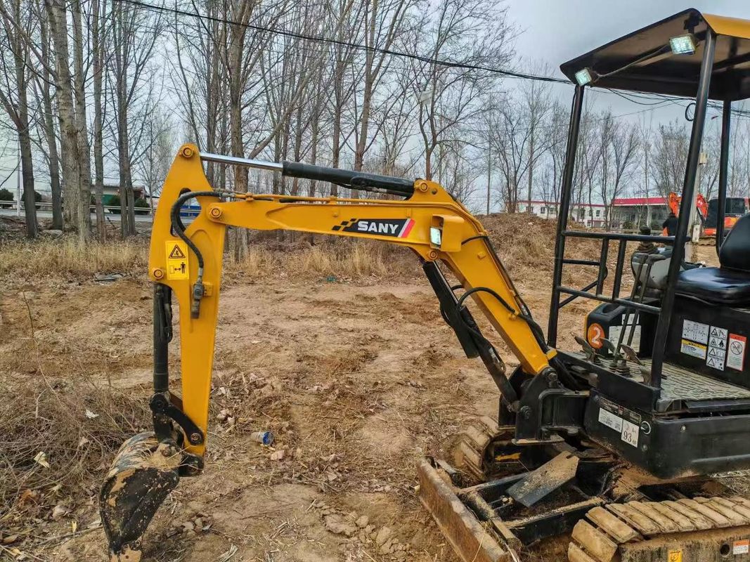 Usato SANY SY16C 1.6T Mini Escavatore Full Service Ideale per lavori di paesaggio e servizi pubblici