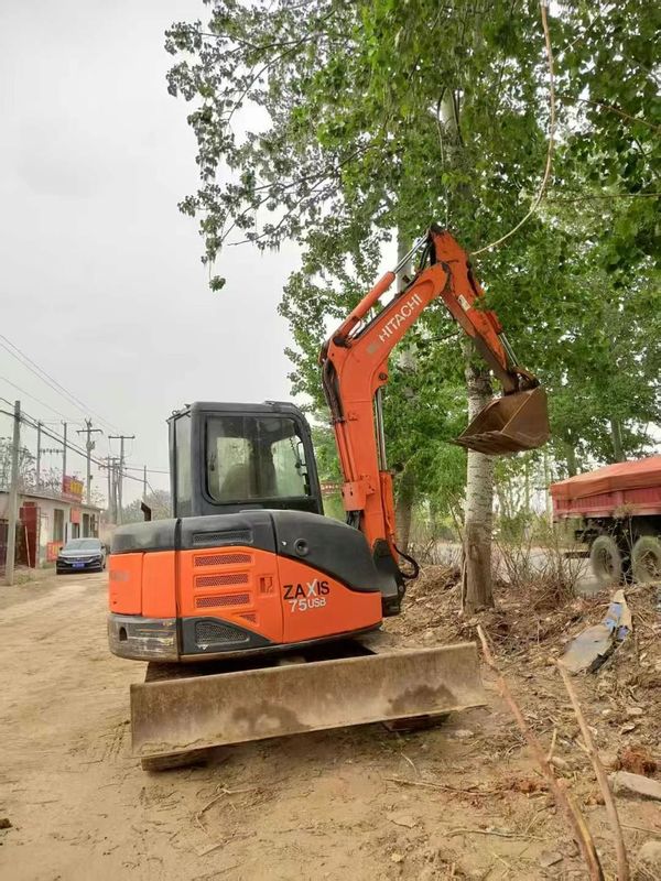 Usato Hitachi ZX75-US Escavatore 7.5 Ton Mini Escavatori Macchine da costruzione in buone condizioni