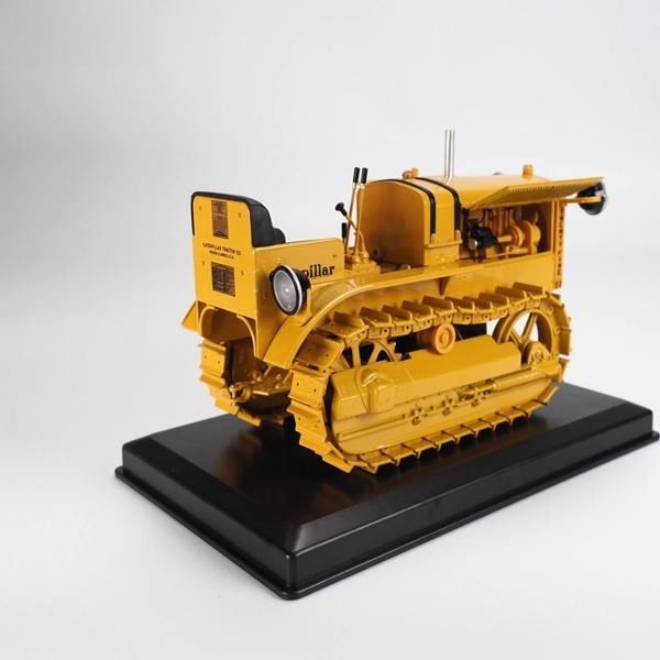 Diecast Masters 1:16 Scala 25 Trattore Modello DM Legatura Veicolo agricolo in miniatura 85679