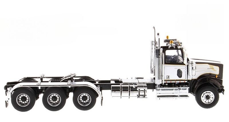 Modello in scala 1/50 del camion DM Western Star 4900 SF Day Cab 71066, pressofuso da collezione