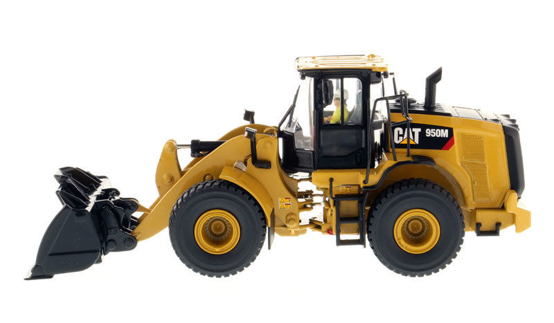 Diecast Masters DM CAT 950M Wheel Loader 1:50 Scale Diecast Engineering Modello 85914