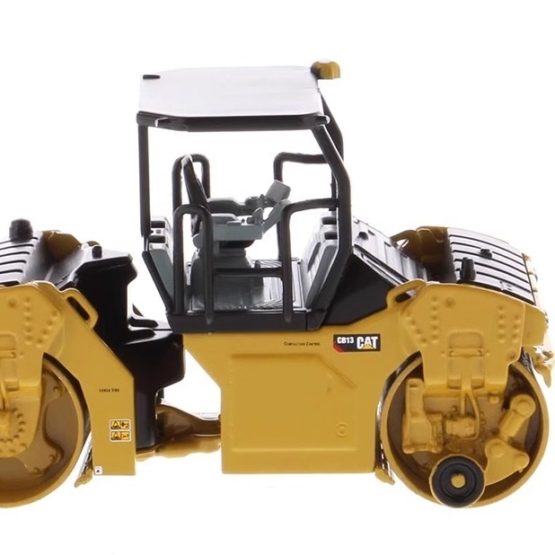 1:64 DM CB-13 Vibratory Roller Model Caterpillar Veicolo di ingegneria edile 85630