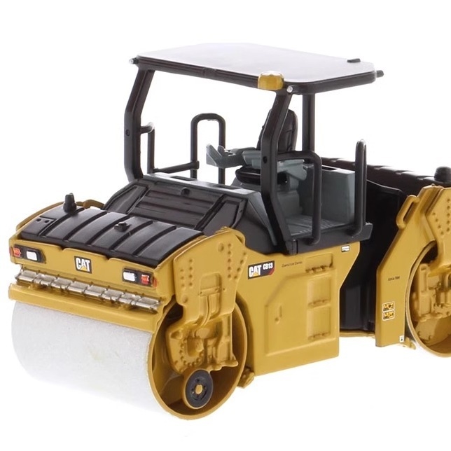 1:64 DM CB-13 Vibratory Roller Model Caterpillar Veicolo di ingegneria edile 85630
